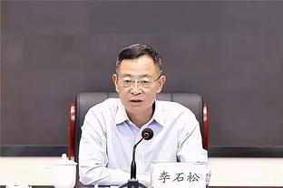 每体：巴萨明夏将出售一名中卫，孔德或克里斯滕森可能会被选中